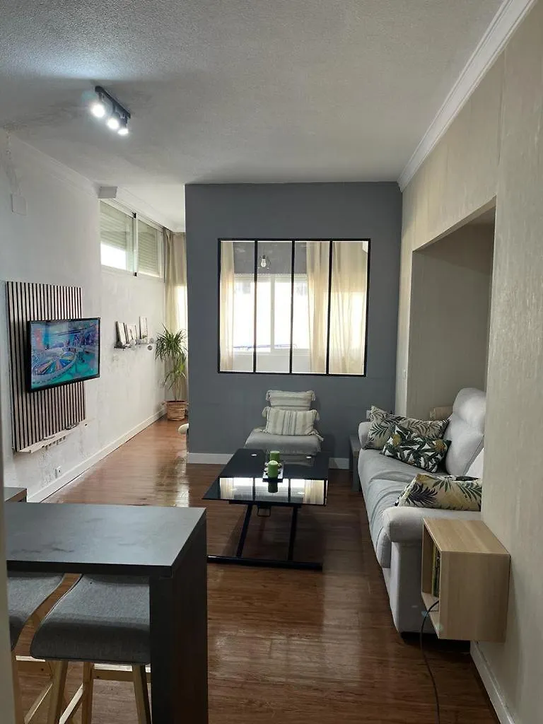 Estudio Centrico En Torremolinos 0*,